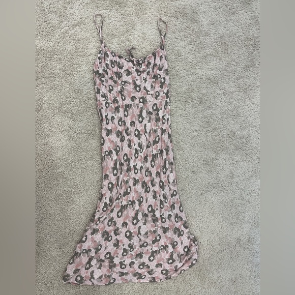 WILFRED BELOW MIDI DRESS ARITZIA - Picture 7 of 8